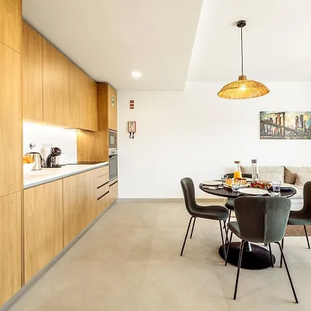 Modern 1-bed With Terrace * Albufeira