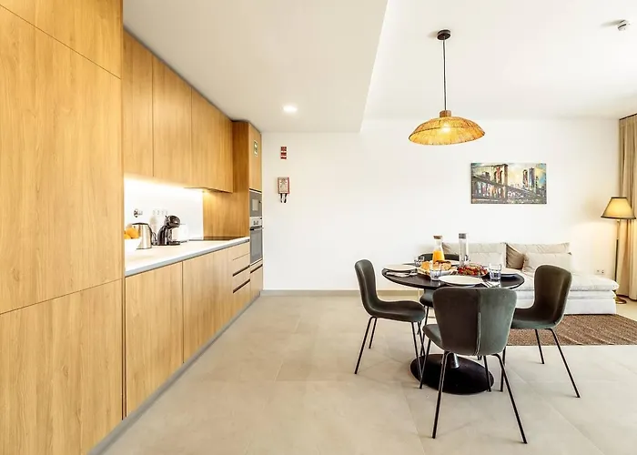 Modern 1-bed With Terrace * Albufeira